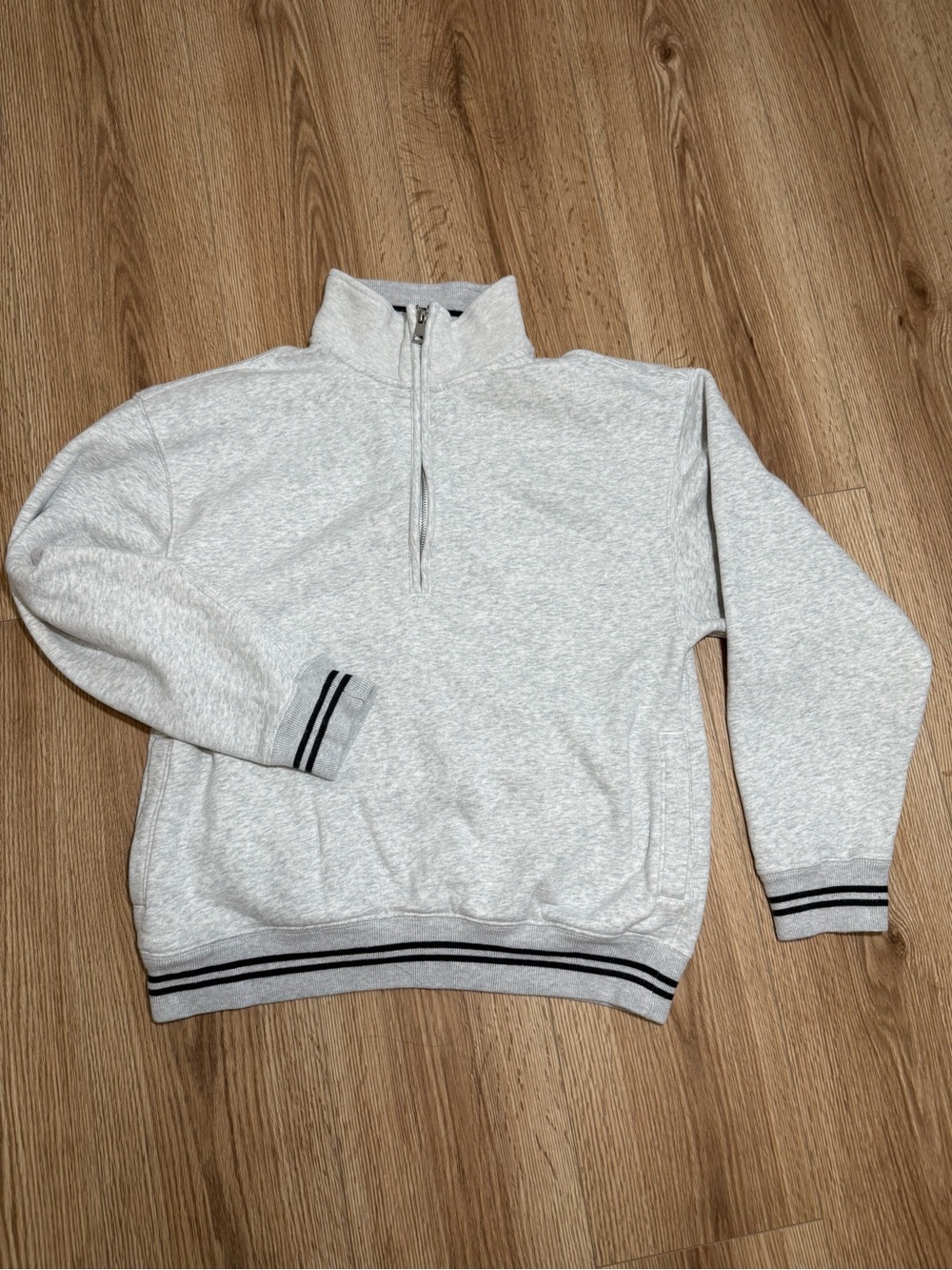 Abercrombie & Fitch Womens Half Zip Sweatshirt Gray Striped Trim Mock Neck XS